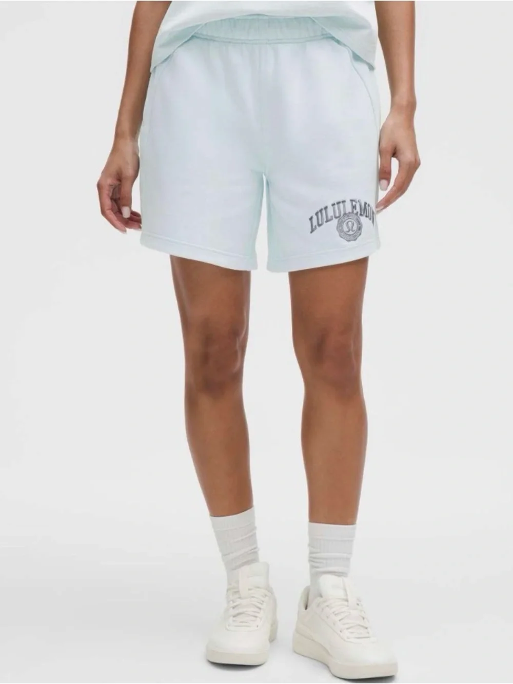 Lululemon Scuba Mid Rise Embroidered Sweatshorts Mint Green Breeze XXS